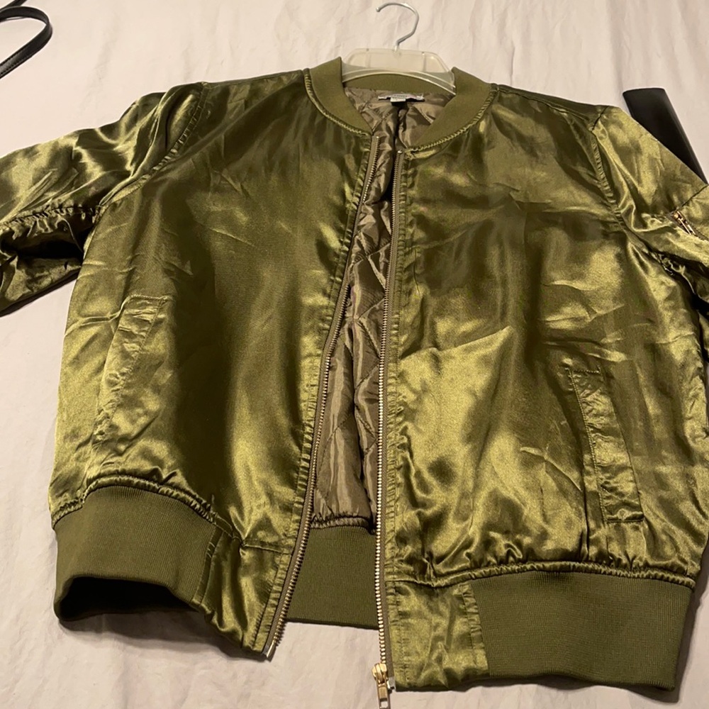 Bomber jacket